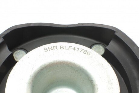 Опора амортизатора гумометалева в комплекті ntn snr KB65524