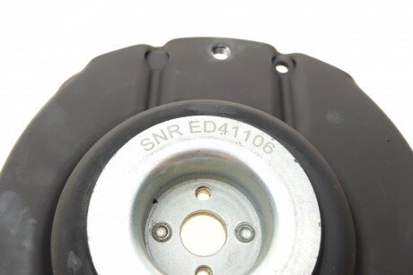 Опора амортизатора гумометалева в комплекті ntn snr KB65913