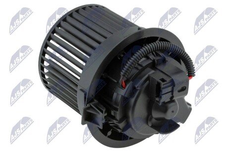 Моторчик (вентилятор) печки nty EWNRE007