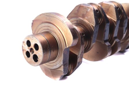 Коленвал, MB SPRINTER oe germany 010300651000