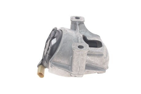 Подушка (опора) двигателя oe germany 800353