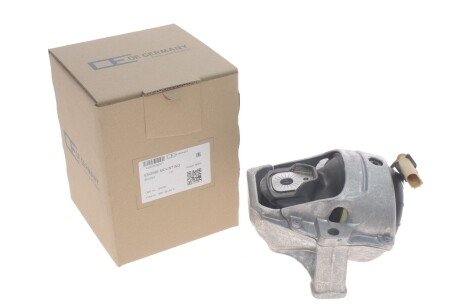 Подушка (опора) двигателя oe germany 800353