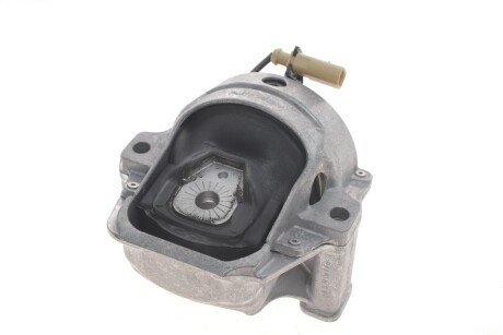 Подушка (опора) двигателя oe germany 800452