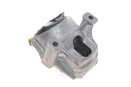 Подушка (опора) двигателя oe germany 800452