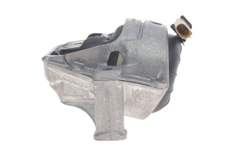 Подушка (опора) двигателя oe germany 800452