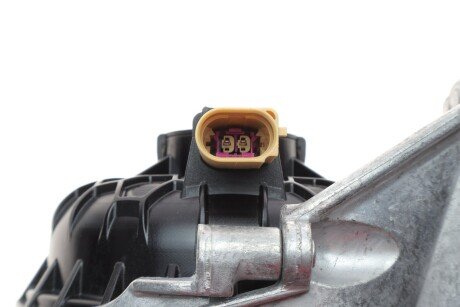 Подушка (опора) двигуна oe germany 800618