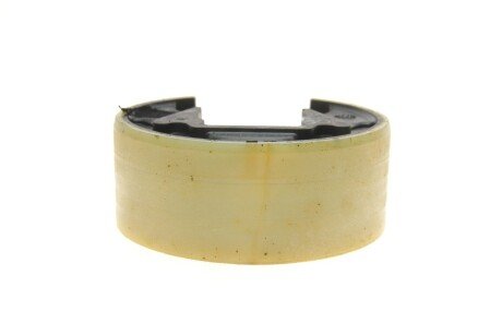 Подушка (опора) двигателя oe germany 800963