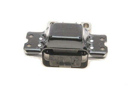 Подушка (опора) двигуна oe germany 801337