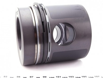 Поршень MB 97.50 OM364LA/OM366LA гильза 010110352000 oe germany 010320366000