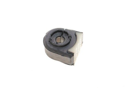 Втулка (резинка) переднего стабилизатора oe germany 801166