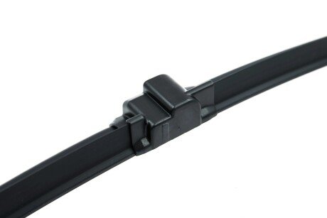 Комплект щіток безкаркасних 600мм/600мм MERCEDES oximo WA4004001