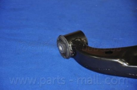 Рычаг передней подвески parts mall PXCAA021LR