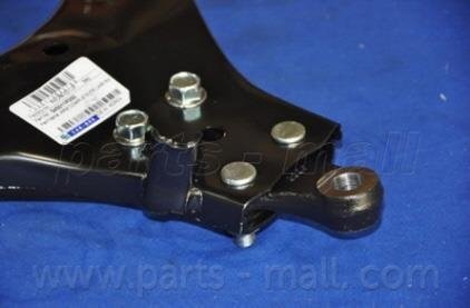 Рычаг передней подвески parts mall PXCAA021LR
