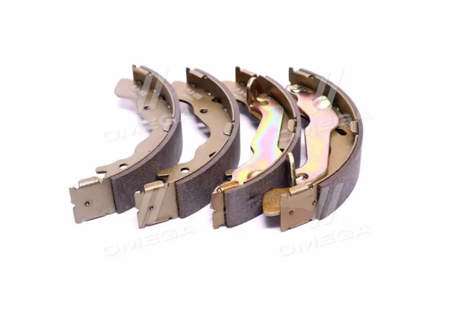 Колодки ручного (стоячого) тормоза PARTS MALL PLA005