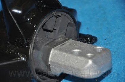 Подушка (опора) двигуна parts mall PXCMA004B3