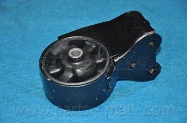 Подушка (опора) двигателя parts mall PXCMA-005D2