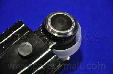 Важіль передньої підвіски parts mall PXCAC008LR