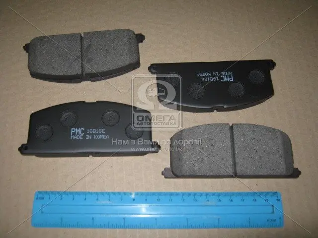 Передние тормозные колодки PARTS MALL PKF001