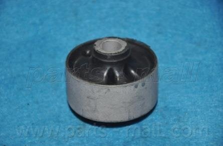 Сайлентблок переднего рычага задний parts mall PXCBA019B