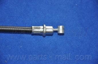 Трос ручного тормоза правый parts mall PTA526
