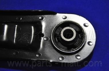 Рычаг передней подвески parts mall PXCAC006LL