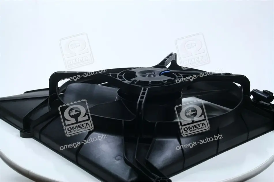 Вентилятор охлаждения CHEVROLET AVEO 1.5 с конд. (пр-во PARTS-MALL) PARTS MALL PXNAC002