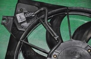 Вентилятор охлаждения радиатора parts mall PXNAA051