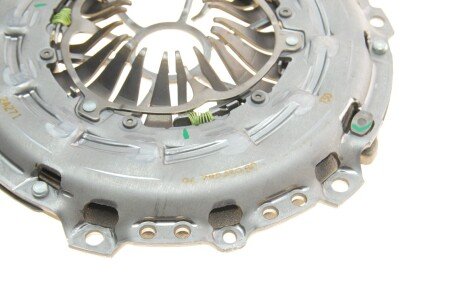 Комплект сцепления в сборе peugeot/Citroen 9814068080