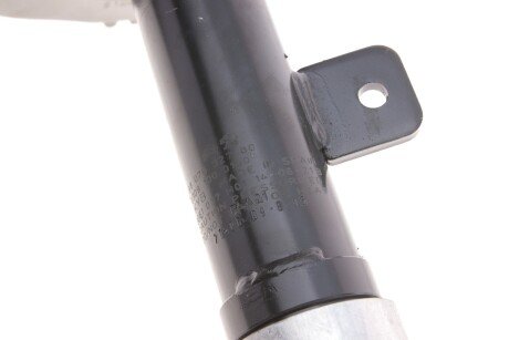 Передній амортизатор (стойка) peugeot/Citroen 9807632080