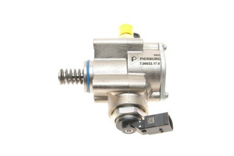 Паливний насос pierburg 706032170