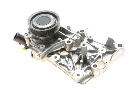 Водяна помпа pierburg 705466040