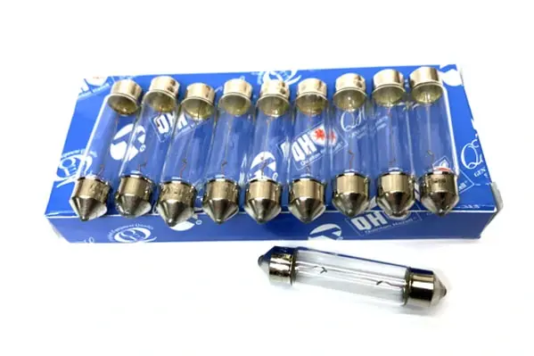 Автолампа C10W 12V 10W SV8.5 10шт L=44mm quinton hazell QBL264