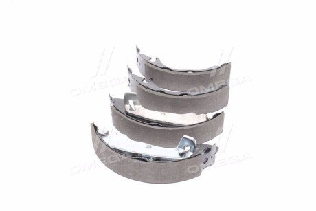 Колодка торм. барабан. FORD/MAZDA ESCORT/KA/PUMA/121 задн. remsa 450701