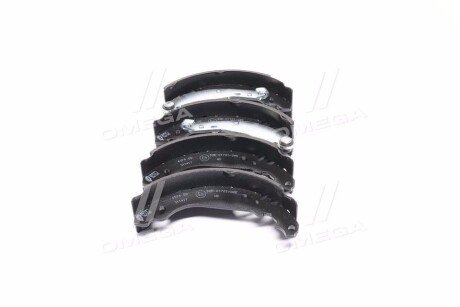 Колодки ручного (стоячого) тормоза remsa 407400