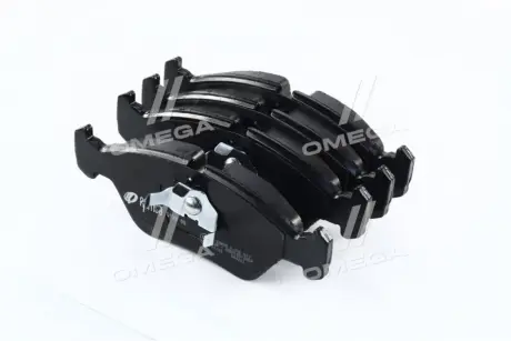 Передние тормозные колодки remsa 013900 Бмв E28