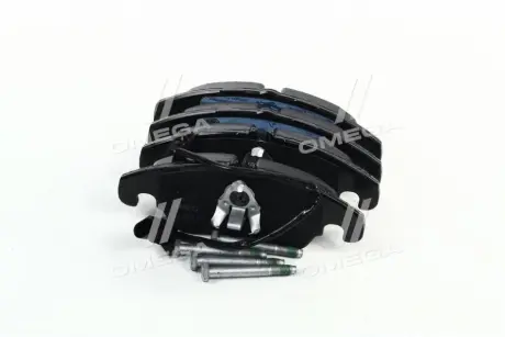 Передние тормозные колодки remsa 039002 Ауди А8 д2