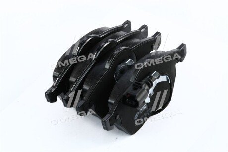 Передні тормозні (гальмівні) колодки remsa 039041