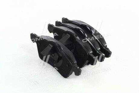 Передні тормозні (гальмівні) колодки remsa 061800 на Фольксваген Транспортер т4