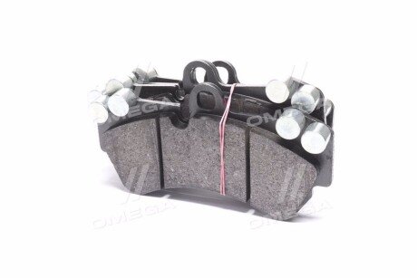 Передние тормозные колодки remsa 099400