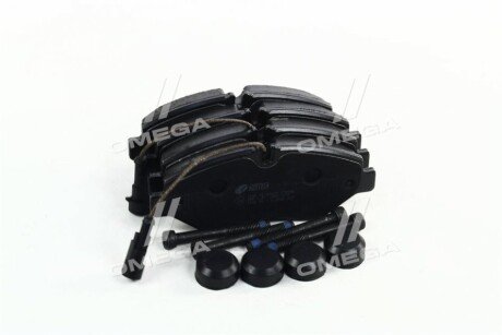 Передні тормозні (гальмівні) колодки remsa 124502 на Мерседес SL-Class