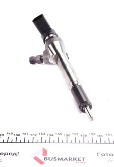 Форсунка топливная renault 166009445R