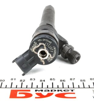 Форсунка Trafic/Vivaro/Megane 1.6dCi 14- renault 166105302R