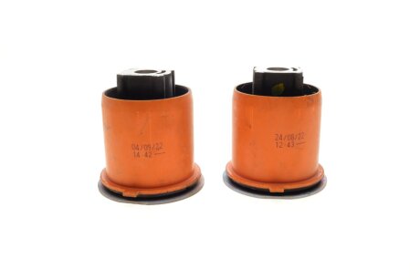 Рем/к-кт балки зад. (лівий+правий) Espace V, Grand Scenic IV, Megane IV, Scenic IV, Talisman 1.2-1.8 02.15- renault 550442806R