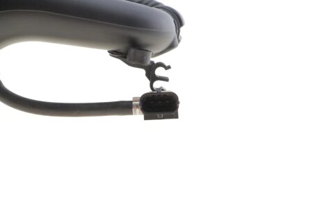 Патрубок повітряний renault 8200324183