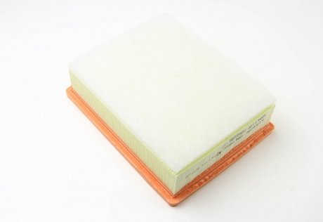 Фильтр воздушный Trafic/Vivaro 1.6dCi 14- renault 165460835R