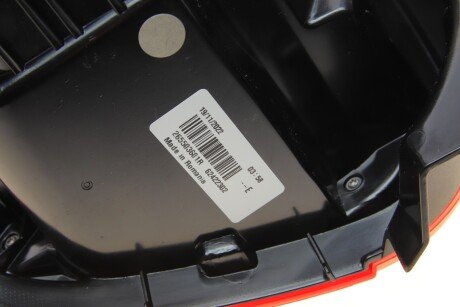 Фонарь правый DUSTER 10-18 renault 265503601R