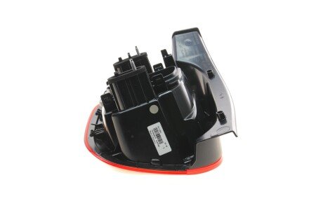 Фонарь правый DUSTER 10-18 renault 265503601R