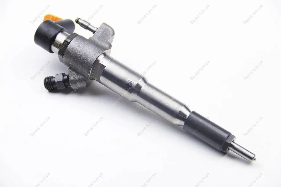 Форсунка паливна Common Rail (Bosch) Master III 2.3D 09.14- renault 166000372R