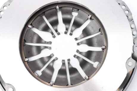 Комплект сцепления в сборе renault 302053931R