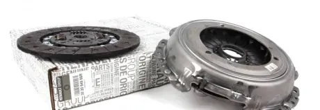 Комплект зчеплення в зборі Renault 302054956R